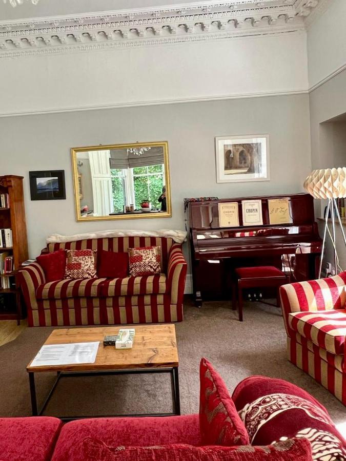 Beautiful Double Room In Idyllic West End Townhouse غلاسغو المظهر الخارجي الصورة