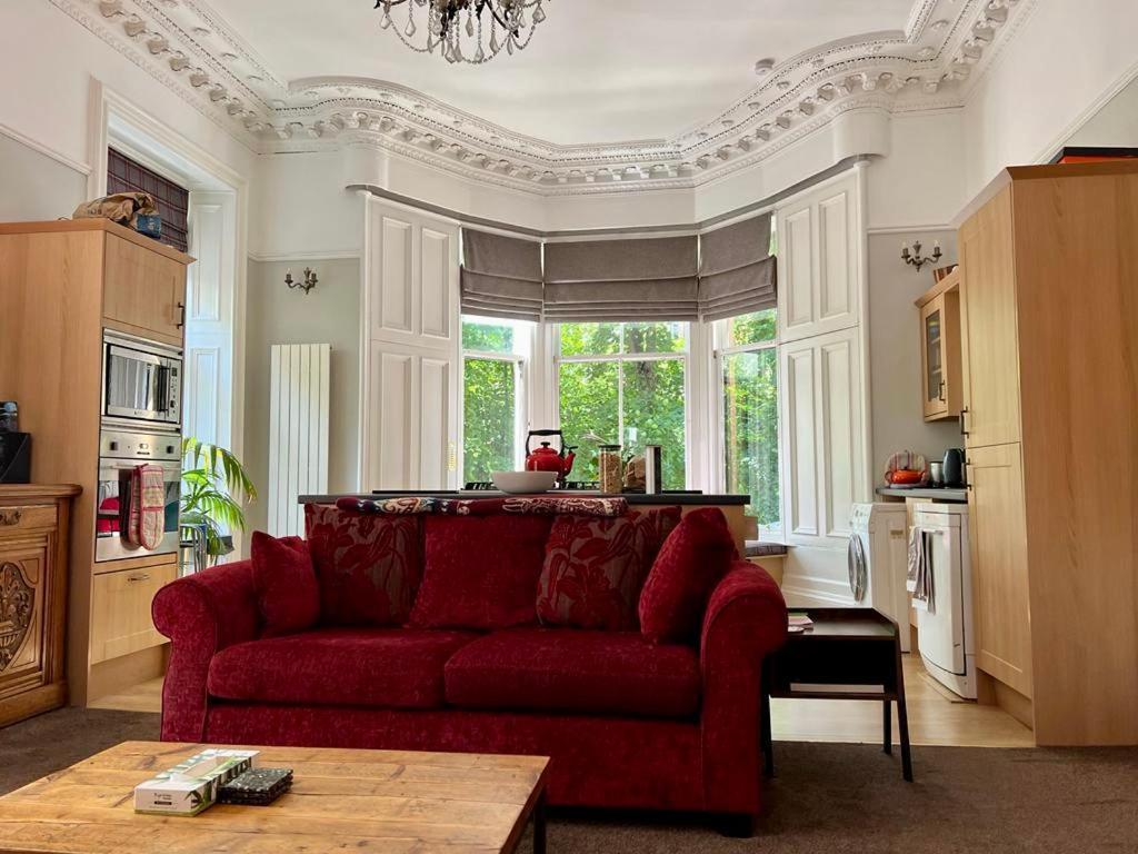Beautiful Double Room In Idyllic West End Townhouse غلاسغو المظهر الخارجي الصورة