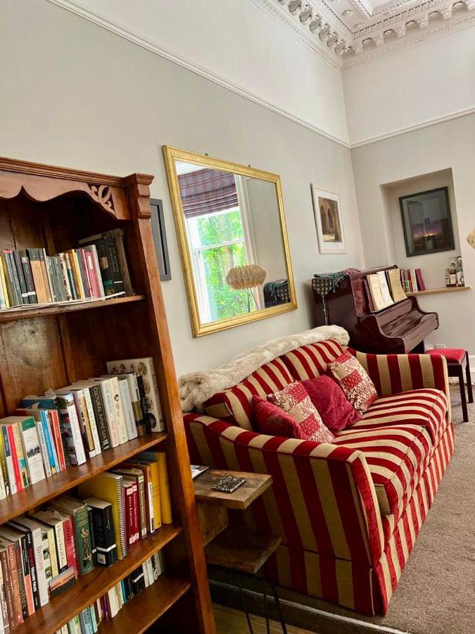 Beautiful Double Room In Idyllic West End Townhouse غلاسغو المظهر الخارجي الصورة